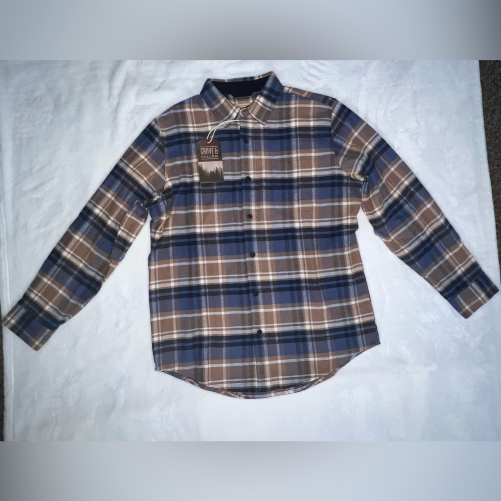 GROVE & HOLLOW MEN'S LONG SLEEVE PLAID FLANNEL CASUAL DRESS SHIRT - SIZE L.